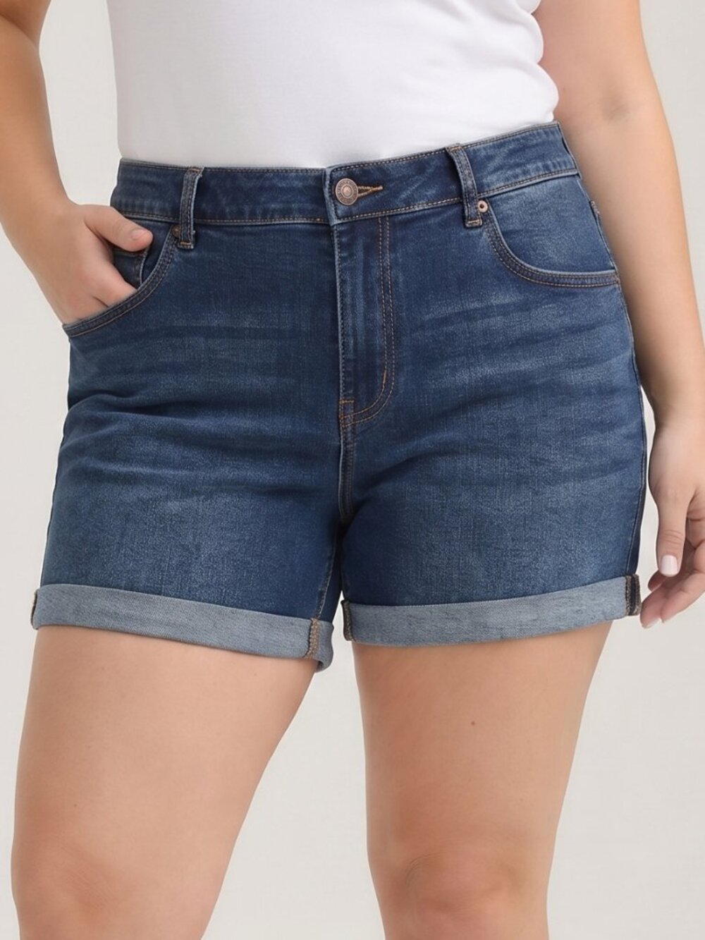 Old Navy Blue Casual Summer Cuffed Jean Shorts size 16